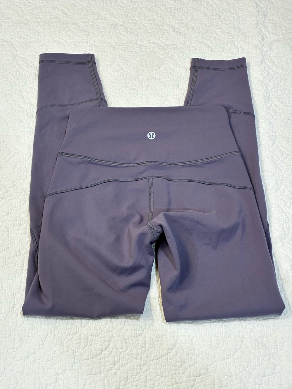 Lululemon In Movement Tight 25" 7/8 Everlux Leggings Purple Quartz Size 2 - Picture 5 of 9